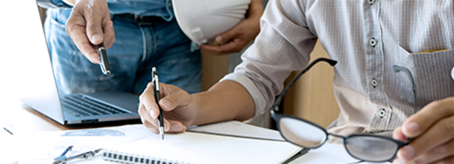 資深平面設(shè)計(jì)師